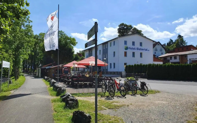 Garni Hotel Biebertal am Milseburgradweg