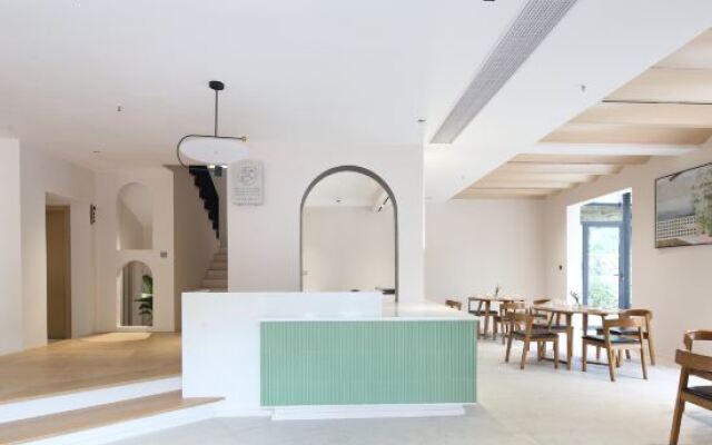 Jishan Jishui B&B