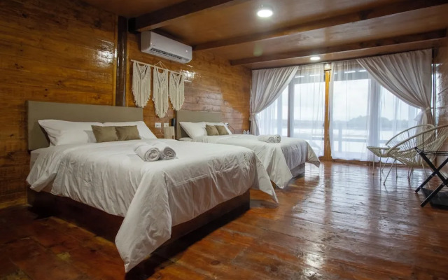 Riverside Hotel Chachalacas