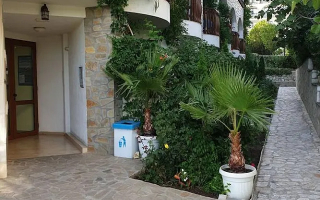 Etara 3 Apart Complex