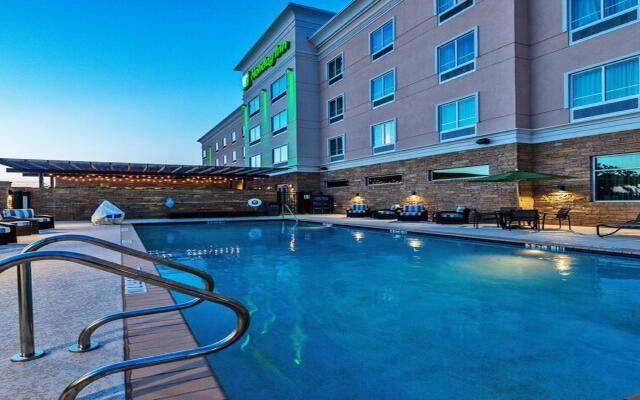 Holiday Inn Austin Airport by IHG