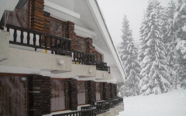 Tofana Hotel