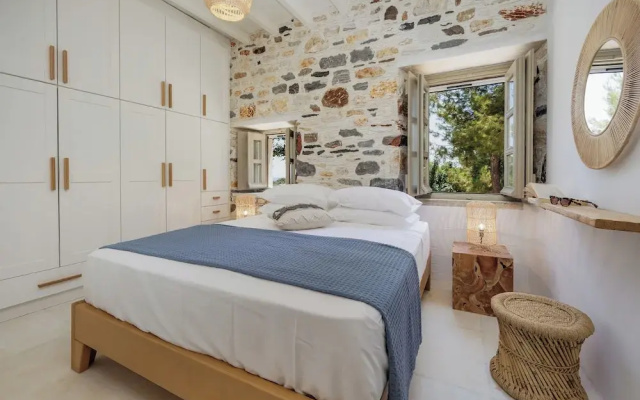 Zos Suites