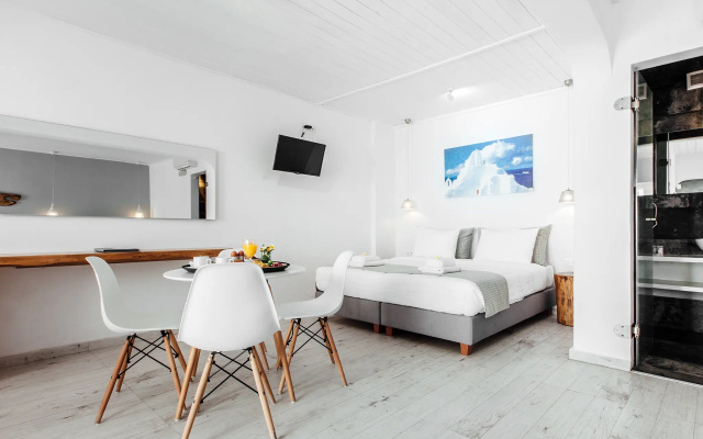 Mykonos Essence - Adults Only