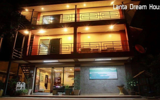 OYO 609 Lanta Dream House Apartment