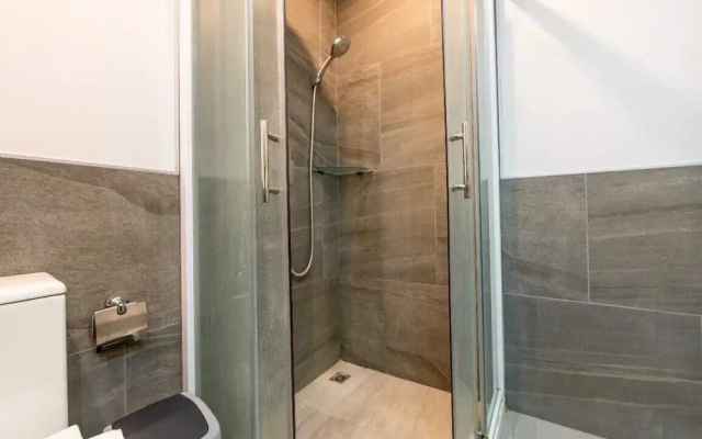 Charming 1-Bed Apt T3- 629
