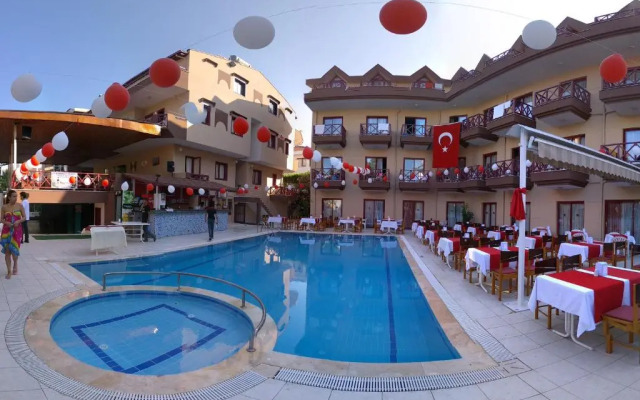 Club Beach Park Hotel