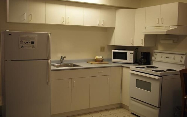 Whale's Tail Guest Suites