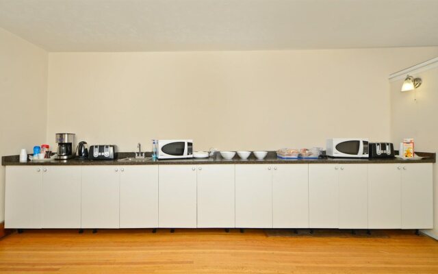 Canadas Best Value Inn-Niagara Falls