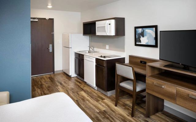 WoodSpring Suites Houston IAH Airport