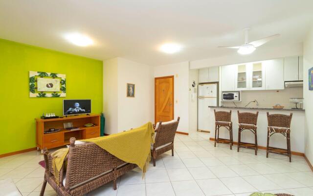 Aluguel Apartamento 2 quartos 100m Mar Bombas/SC
