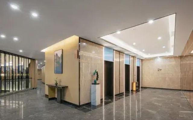 Haiyan  Kaiyuan  Yiju Hotel