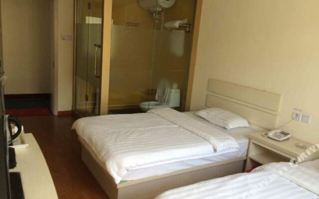 Yuying Hotel (North Railway Station)