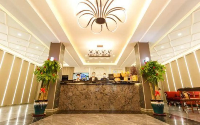 Liaoyang Zhuoyue Hotel