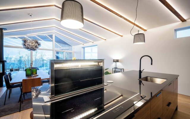 Enter Tromsø Luxury Villa