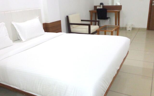 Hotel Ashray Inn Express