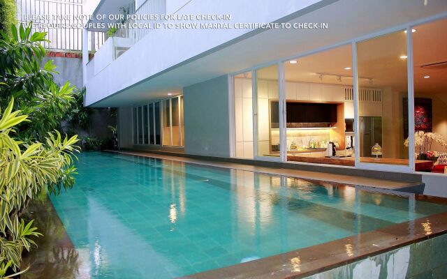 ZEN Rooms Patra Kuningan Syariah