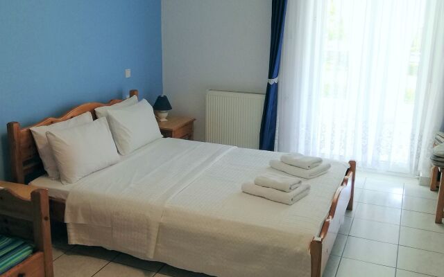 Delphin Rooms Sivota