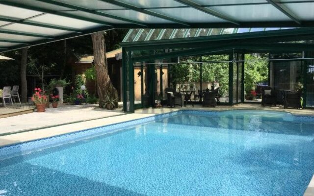 Chateau De La Fontenelle