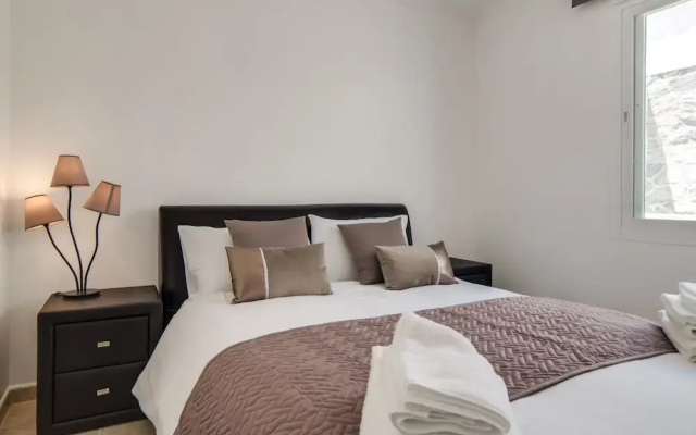 Villa Issabella Marbella, Elviria