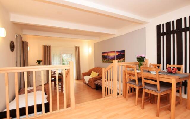 Family Style & Garden Apartments