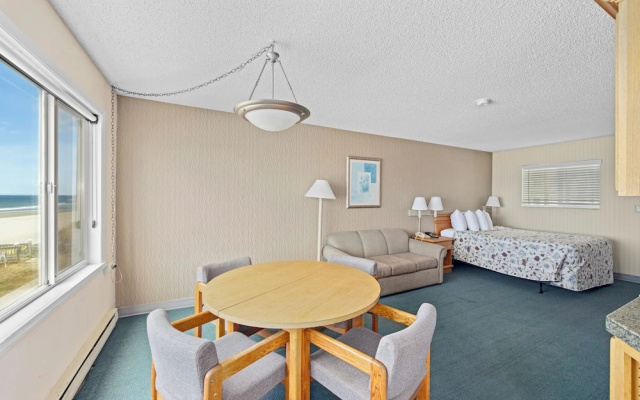 Rockaway Beach Resort
