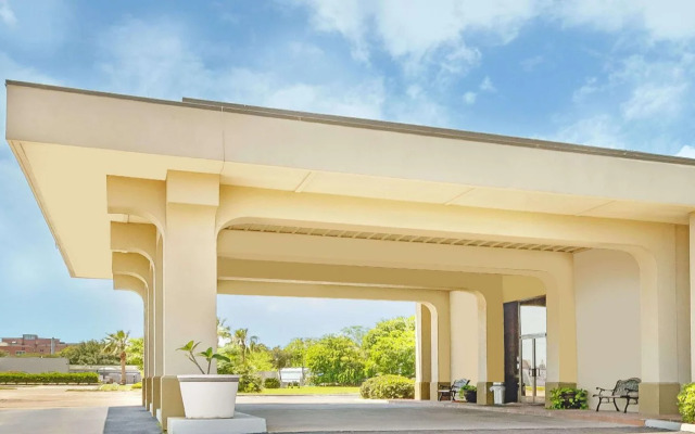 SureStay by Best Western Victoria