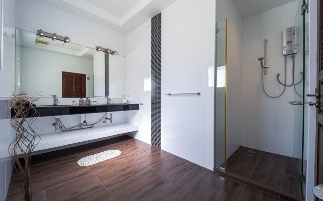 Luxurious 5-Bed Private Pool Villa - PV5