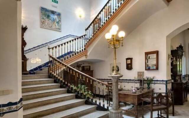 Hotel Casa Ceremines