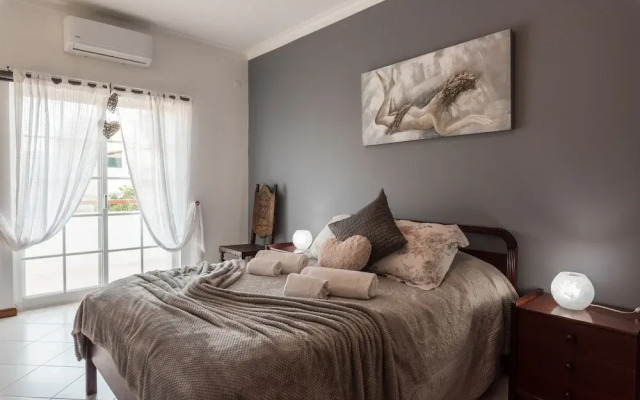 Dipti's Bed and Breakfast