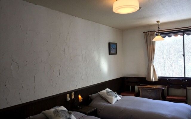 Alp Bach Madarao