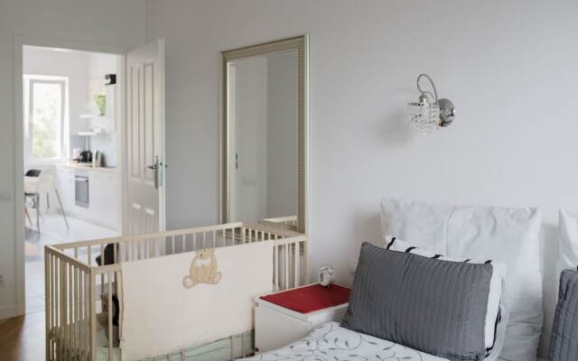 ASKI Hoża Apartment