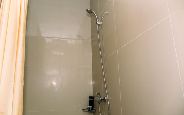 Fancy And Nice Studio At Tree Park City Cikokol Apartment