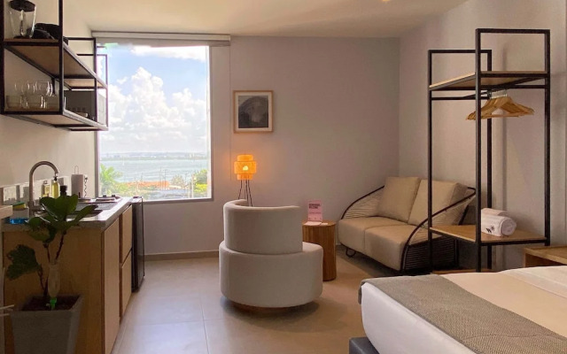 w Grandiose 2BR w Lovely Terrace in CTG