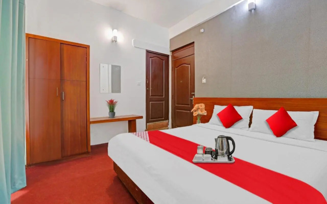 OYO 70390 Jayam Ooty Residency