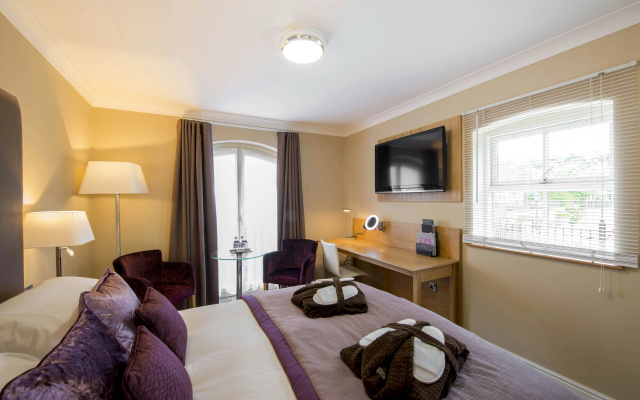 Lion Quays Hotel & Spa