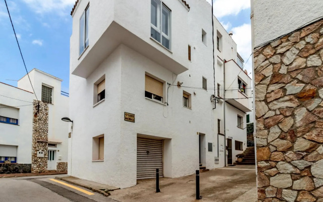 PORT DE LLANÇÀ 35 Apartamento céntrico en el puerto