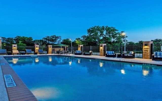 Holiday Inn Austin Airport by IHG
