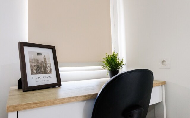 New Studio Apartment at Springwood Residence