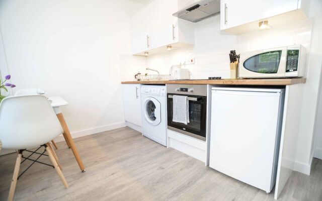 Aberdeen City Modern Apartment