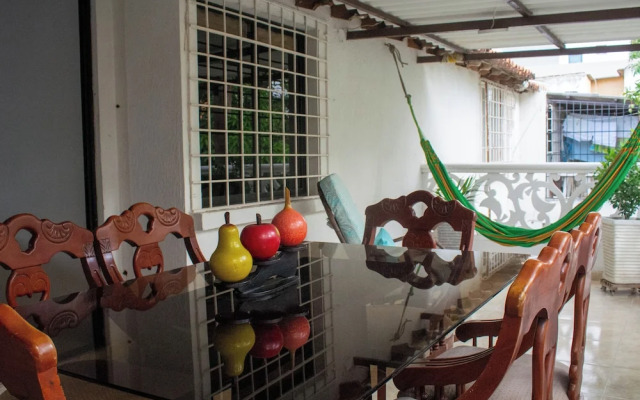 Hostel Mucho Lo Bueno
