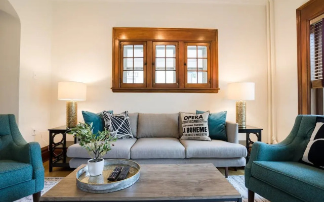 The Traveler's Nook Walk to City Park