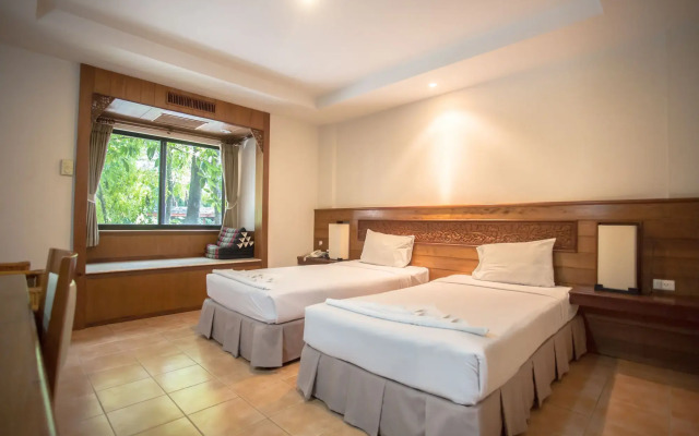 100 Islands Resort & Spa