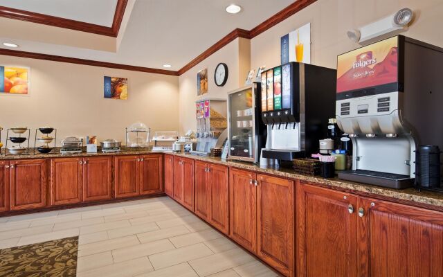 Best Western Plus Butterfield Inn