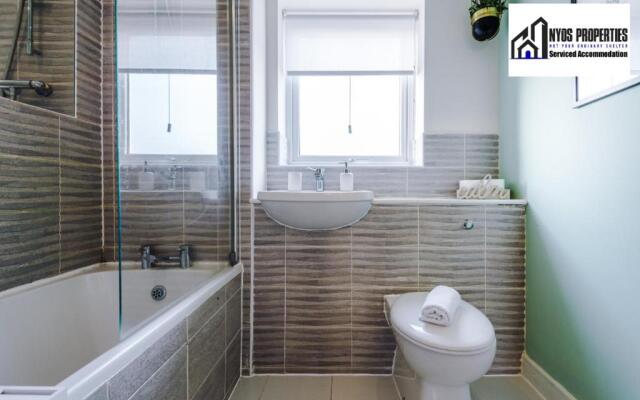 ✪3 Bed House✪Manchester✪MONTHLY STAY✪PARKING✪WIFI✪