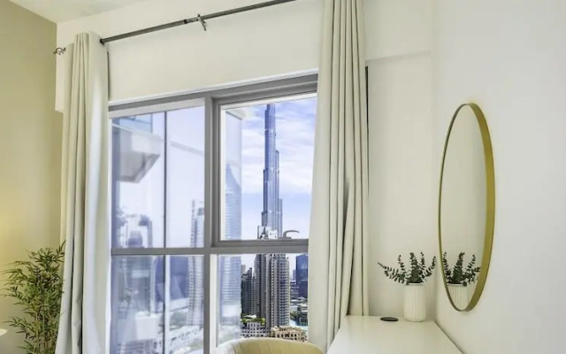 LUX  Executive Burj Khalifa View Suite