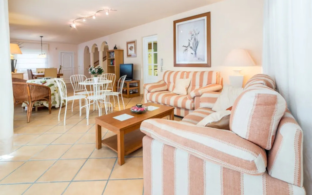 Travel Habitat Casa Perellonet