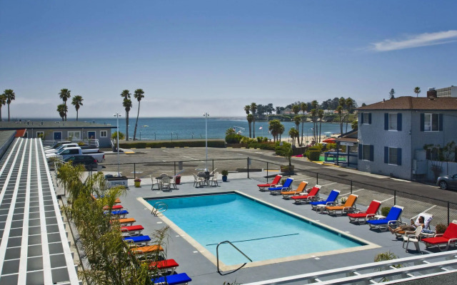 Beach Street Inn and Suites