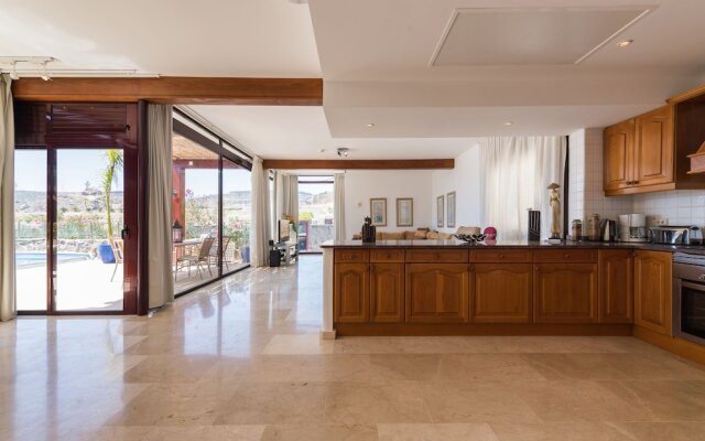 Sunset Villa