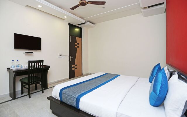 OYO 9720 Home Stay Virat Residency